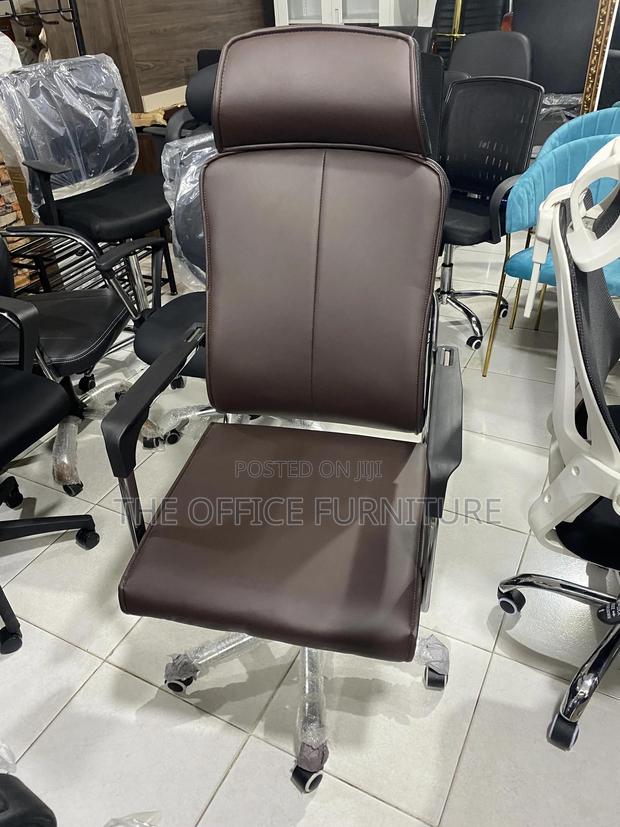 Office Chair · Photo 2