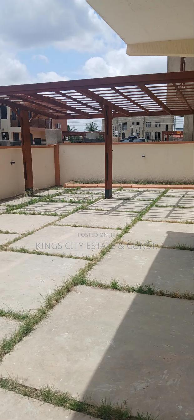 4bdrm House in Achimota-Mall for rent photo 13