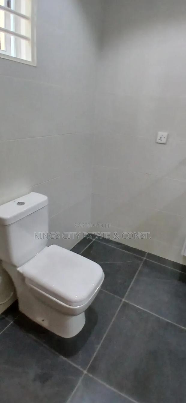 4bdrm House in Achimota-Mall for rent photo 11