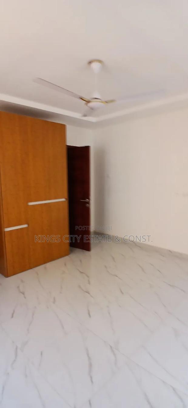 4bdrm House in Achimota-Mall for rent photo 6