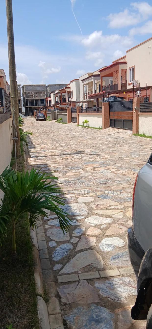 3bdrm House in Mile7-Best-Point, Achimota for rent photo 2