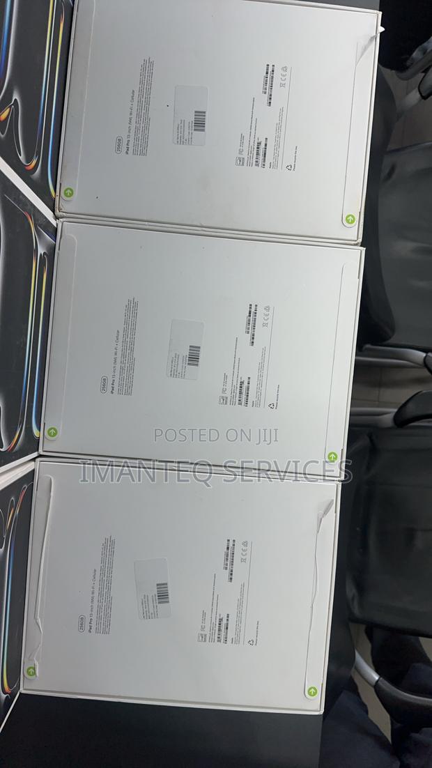 New Apple iPad Pro 13 (2024) 256 GB Black · Photo 4