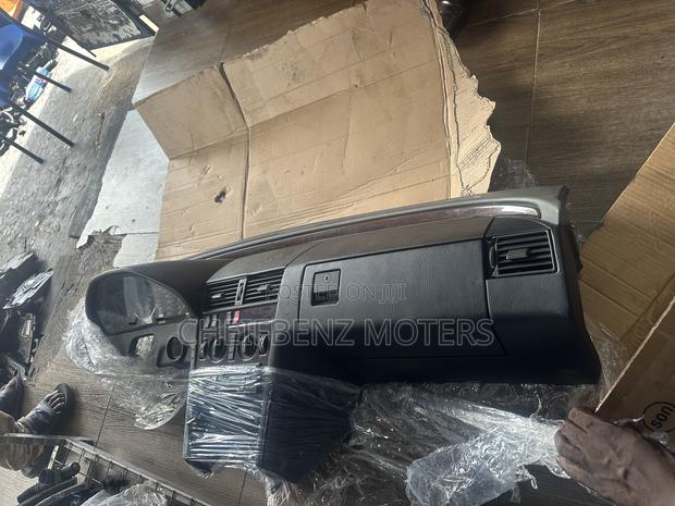 Mercedes Benz C-Class 1999-2002 W202 Dashboard Black photo 2