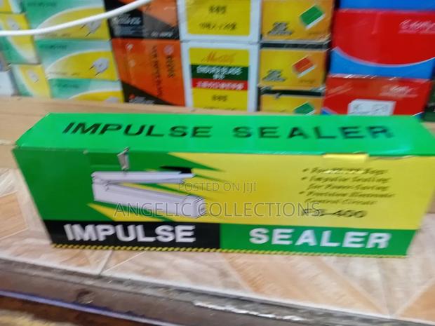 Impulse Sealer Machine · Photo 4