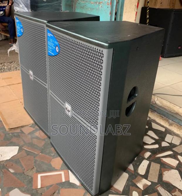 Evp 15-inch Dual Half/Short-range Speaker · Photo 4