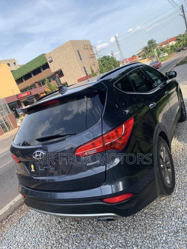Hyundai Santa Fe Limited AWD 2016 Black · Photo 4