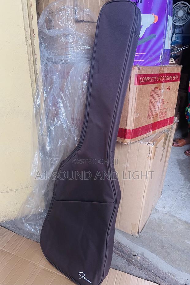 Givson Bass Guitar Bag · Photo 4