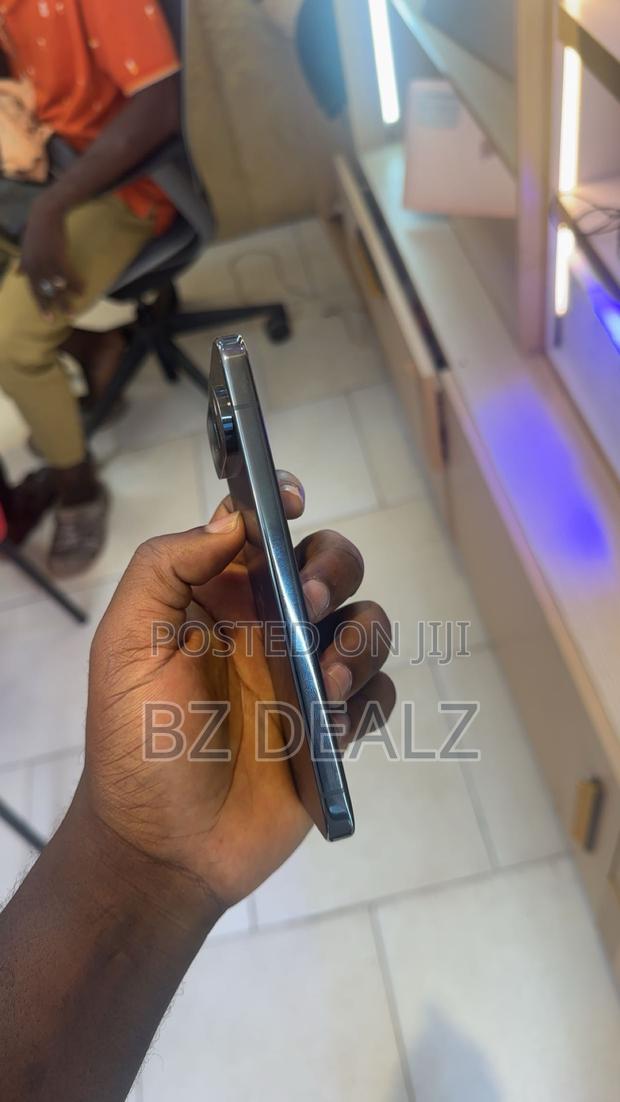 Google Pixel 9 Pro 256 GB Black photo 2