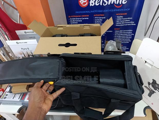 Durable Camera/Camcorder Shoulder Bag photo 5