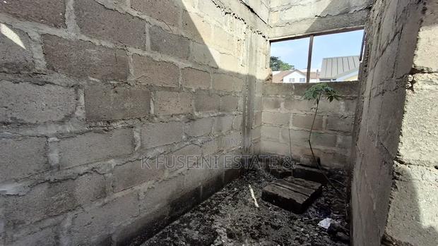 Roadside Property For Sale In Kumasi photo 3