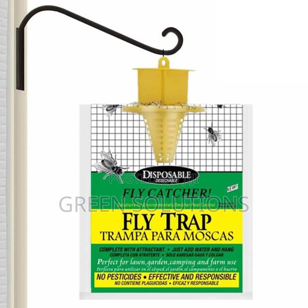 Houseflies Trap With Attractant