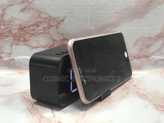 Wireless Speaker With Digital Alarm Clock photo 4
