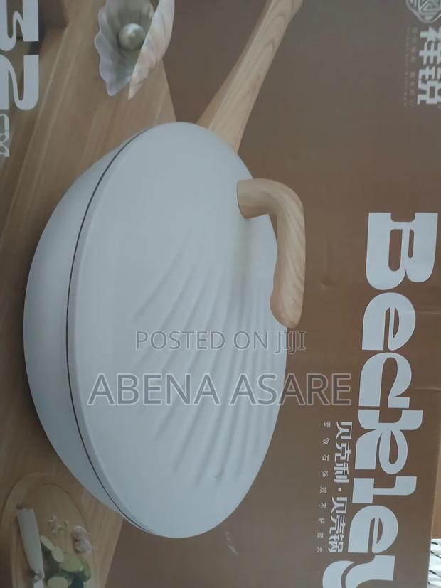 Nonstick Frying Pan photo 2
