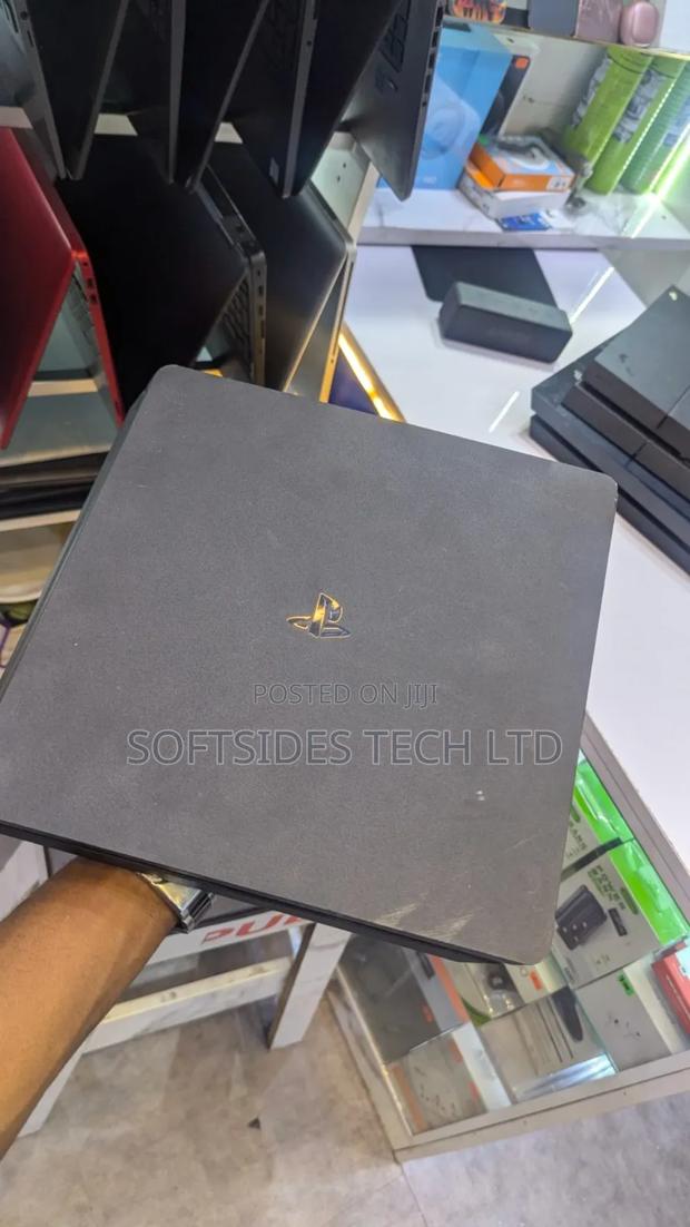 Very Neat Anti-scratch Playstation 4 Slim Home Used Console. photo 2
