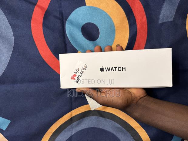 Apple Watch Series Se 2nd Gen 40mm GPS Cellular photo 2