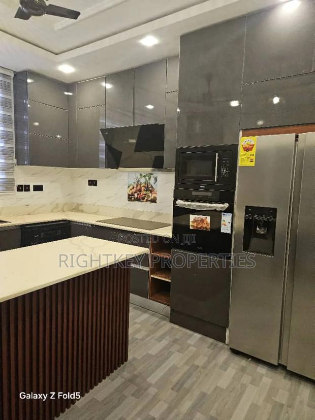 Furnished 5bdrm Mansion in Santasi, Kumasi Metropolitan for sale · Photo 4