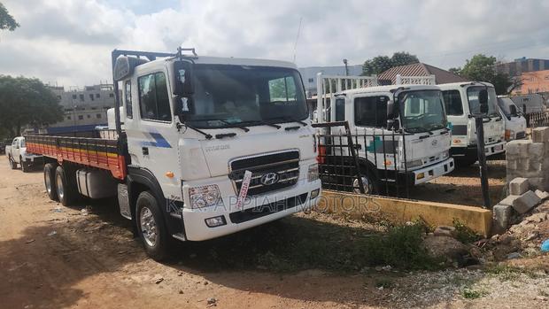 Hyundia Gold 14 Ton photo 2
