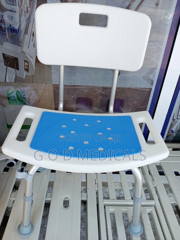 Shower Seats · Photo 2