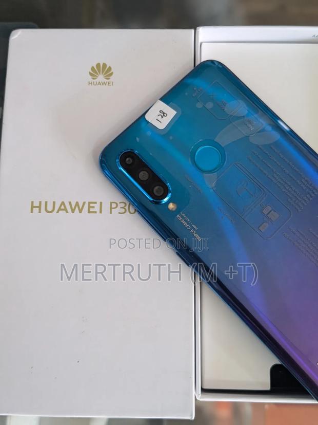 New Huawei P30 Lite 128 GB Blue photo 3