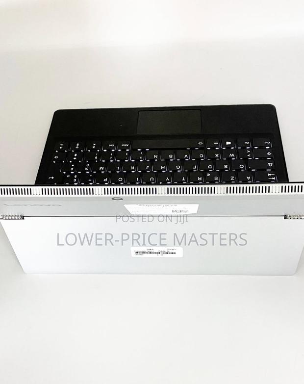 New Laptop Lenovo 4GB Intel Core I3 SSD 128GB · Photo 1