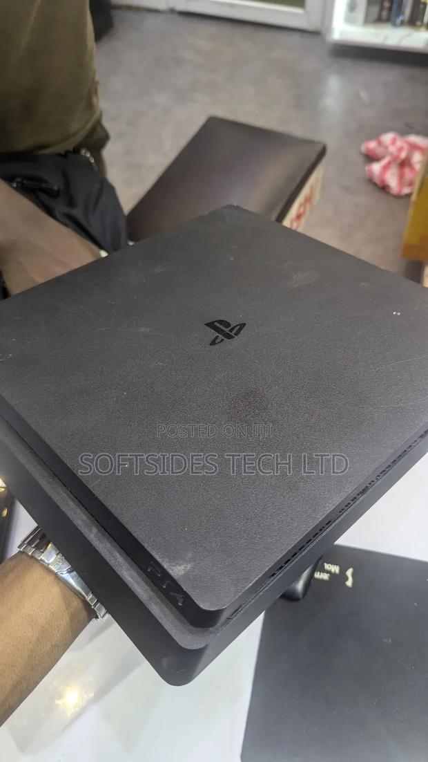 Sony Ps4 Slim Jailbreaked With 14 Hot Games Home Used photo 3