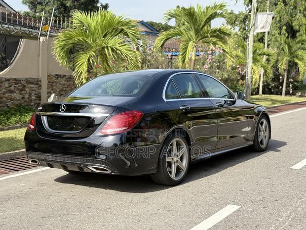 Mercedes-Benz C300 Sport 4Matic Sedan AWD (2.0L 4cyl 7A) 2017 Black