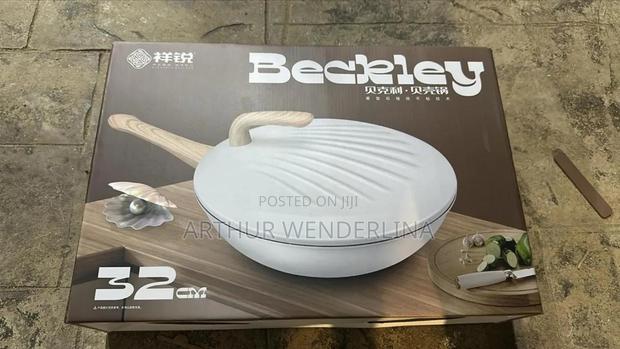 Beckley Fry Pan Pot With Cover · Photo 1