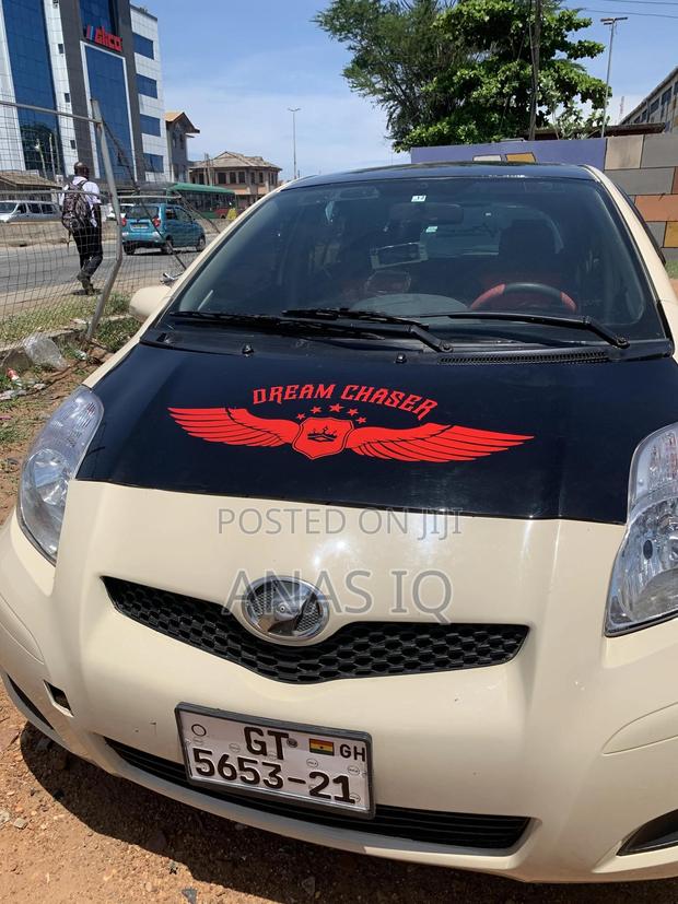 Toyota Vitz 2010 · Photo 4