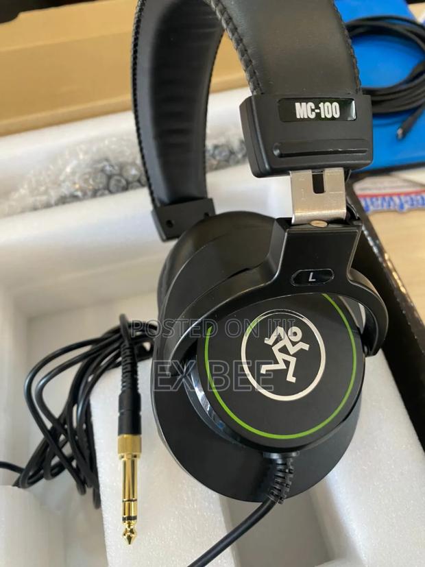 Mackie Mc-100 Studio Monitoring Headphones · Photo 4