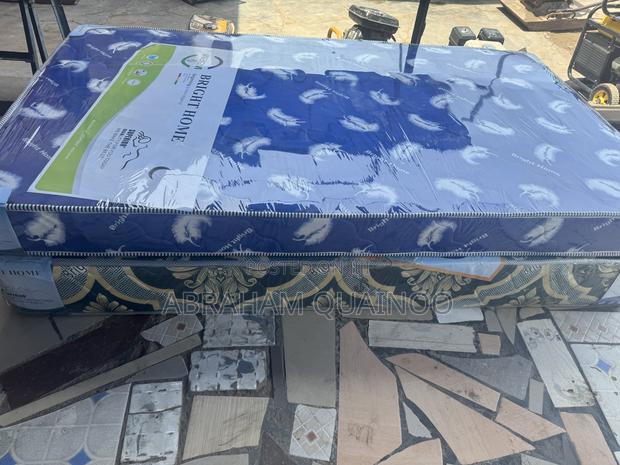 One and Half 6inches Super High Mattress for Sale · Photo 2
