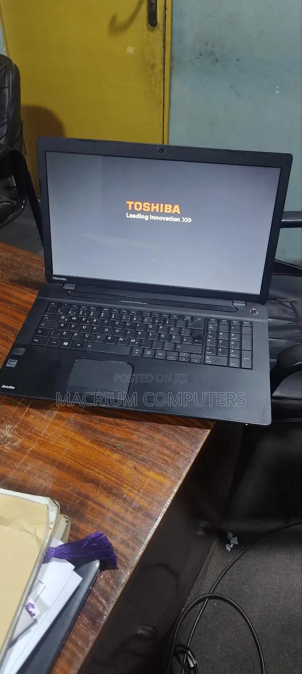 Laptop Toshiba Satellite C70D 4GB AMD HDD 500GB photo 5
