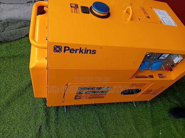 Flawless Perkins Generator 10kva Silent 50hz · Photo 1