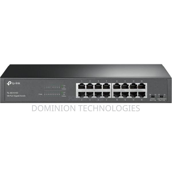 Tp-Link Tl-Sg1016d 16-Port Gigabit Desktoprackmount Switch · Photo 4