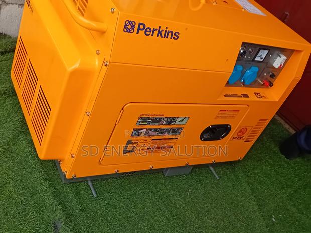 Distinctive Perkins Generator 10kva Silent 50hz Diesel · Photo 1