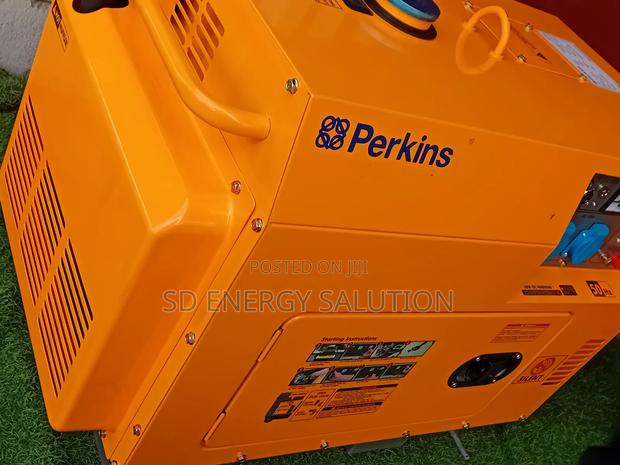Ground Breaking 10kva Perkins Generator 50hz Silent · Photo 1