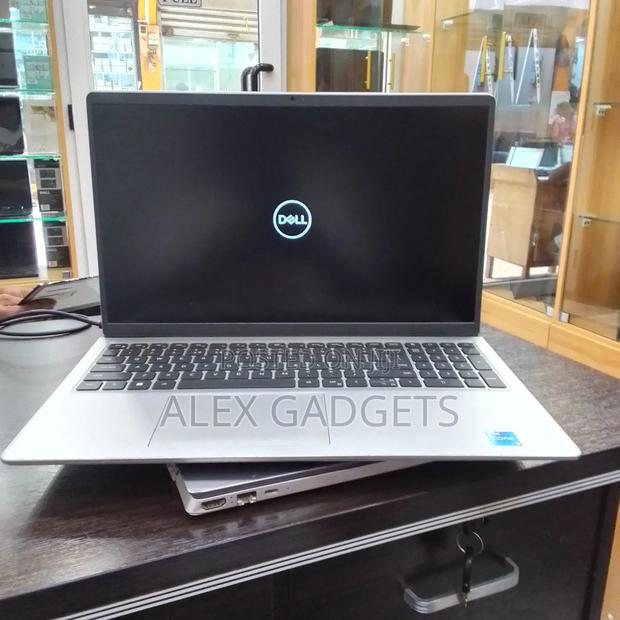 Laptop Dell Inspiron 15 3531 16GB Intel Core I5 SSD 512GB photo 2