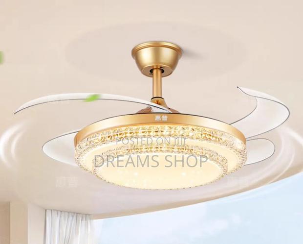 Chandelier Light Fam