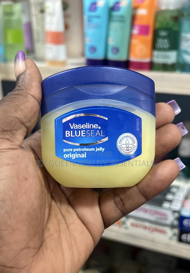 Vaseline Blue Seal Petroleum Jelly 100ml · Photo 2