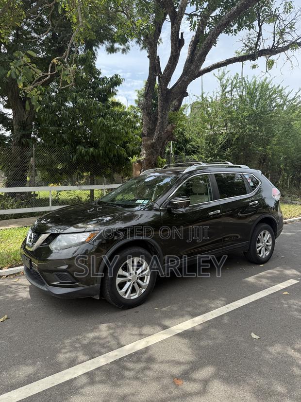 Nissan Rogue SV AWD 2016 Green photo 2