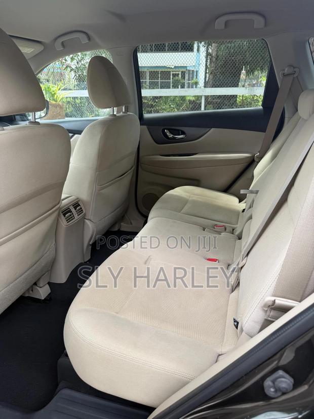 Nissan Rogue SV AWD 2016 Green photo 6