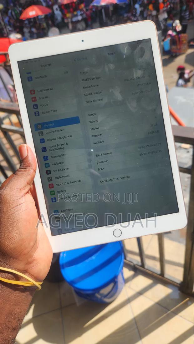 Apple iPad 10.2 (2019) 32 GB Yellow