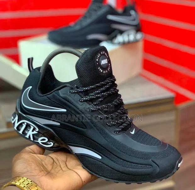 Original Classy Nike Airmax Ultra Sneaker · Photo 3