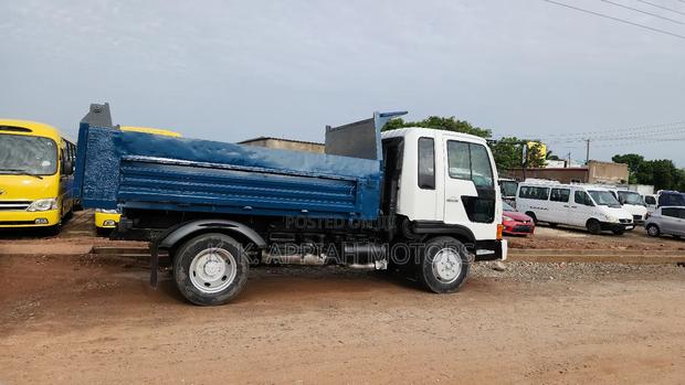 Kia Rhino Tiper Truck photo 3