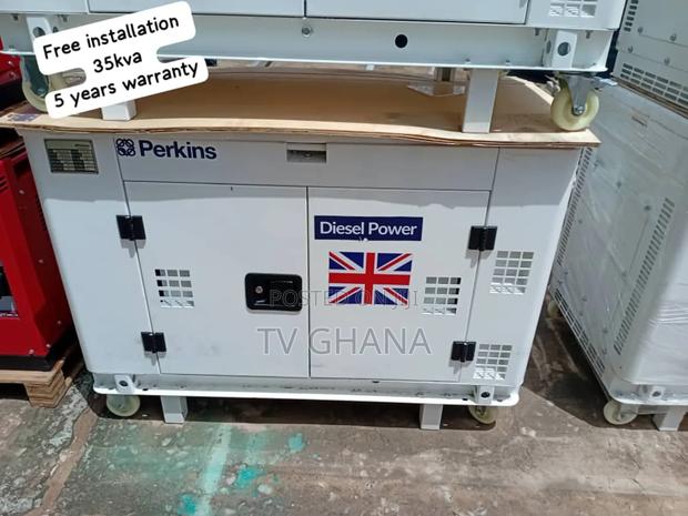 Crown Amp 35kva Perkins · Photo 1