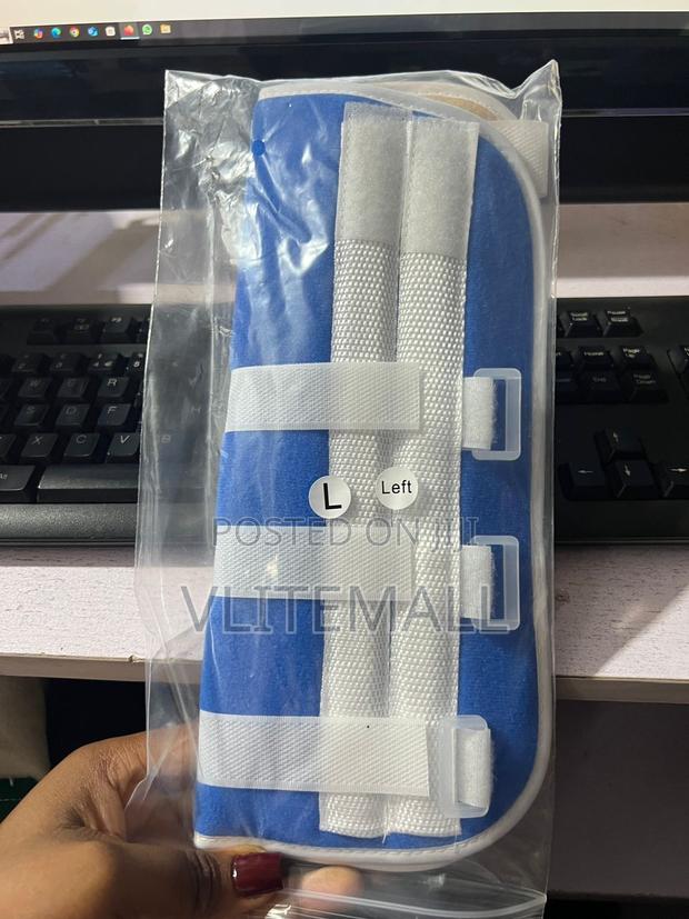 Wrist Brace (Universal) · Photo 3