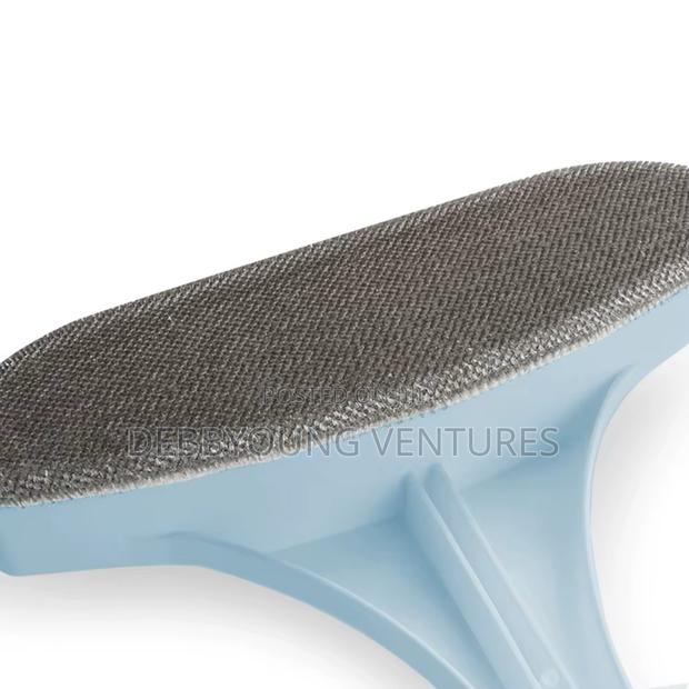 Window Mesh Screen Cleaner photo 2