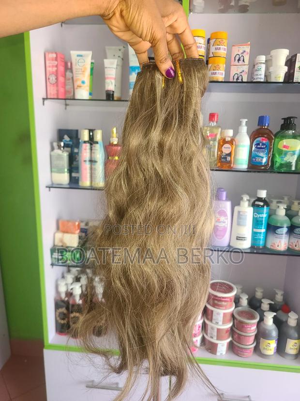 Clip in Hair Extensions photo 2