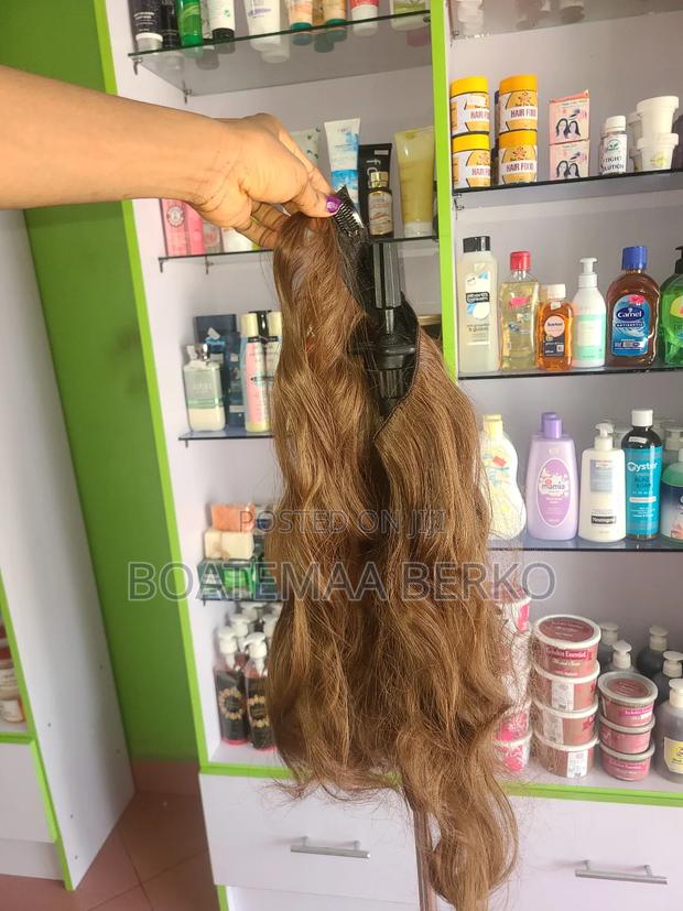 Clip in Hair Extensions photo 3