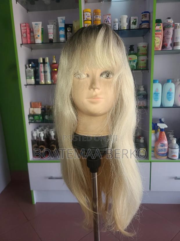 Blonde Straight French Cut photo 2