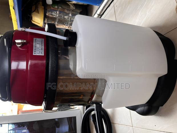 Carpet Sofa Vacuum Cleaner and Extractor 30l photo 7